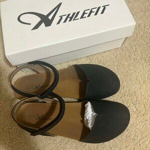 Athletfit Women's Closed Toe Sandal Comfort Cork Footbed Arch Support Flat Sanda